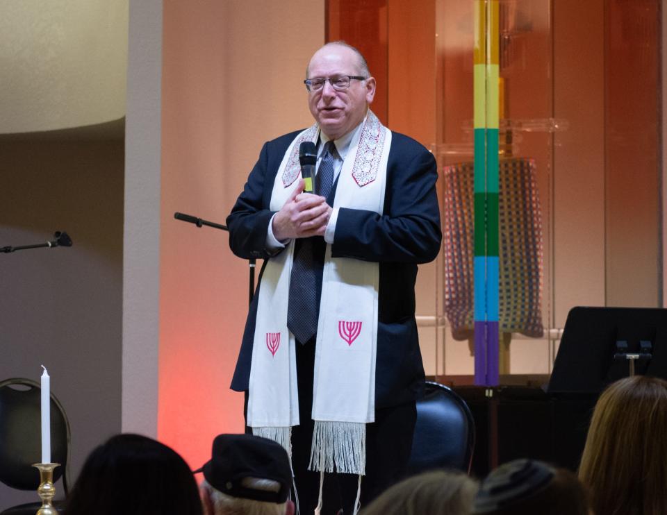 Rabbi Steven Rosenberg of Temple Isaiah in Palm Springs, Calif., during a International Holocaust Remembrance Day service on Jan. 27, 2023.
