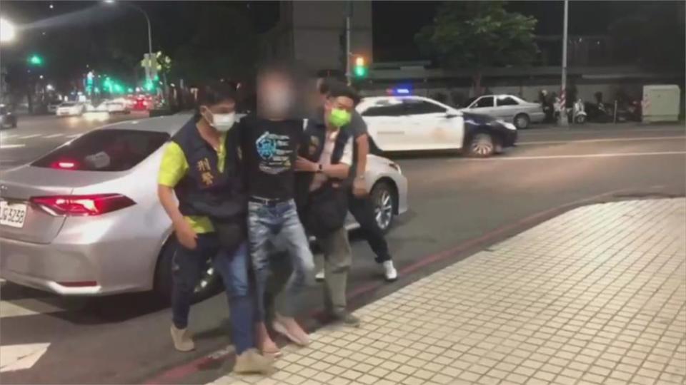 街頭持鐵鎚攻擊交警　嫌5小時後渾身酒氣落網