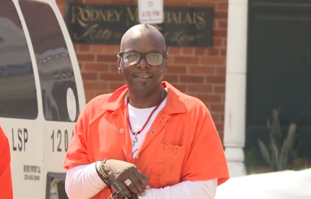 Vincent Simmons freed from prison after judge rules he did not get fair trial on rape charges in 1977 (CBS News)