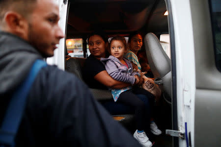 Members of a migrants caravan from Central America arrive at the end of the caravan journey through Mexico, prior to preparations for an asylum request in the U.S., in Tijuana, Baja California state, Mexico April 26, 2018. REUTERS/Edgard Garrido