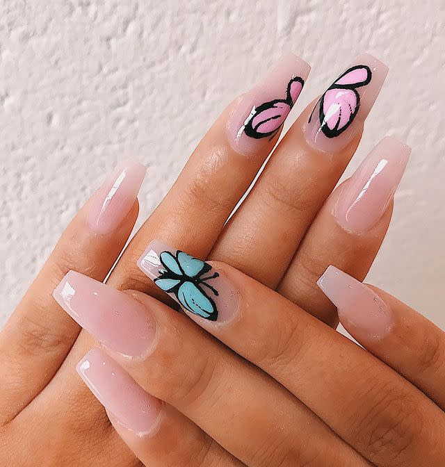 14) This Butterfly Idea for Acrylics