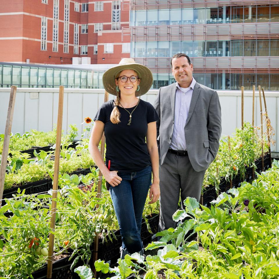 portrait David Mafeo and Lindsay Allen in an urban garden