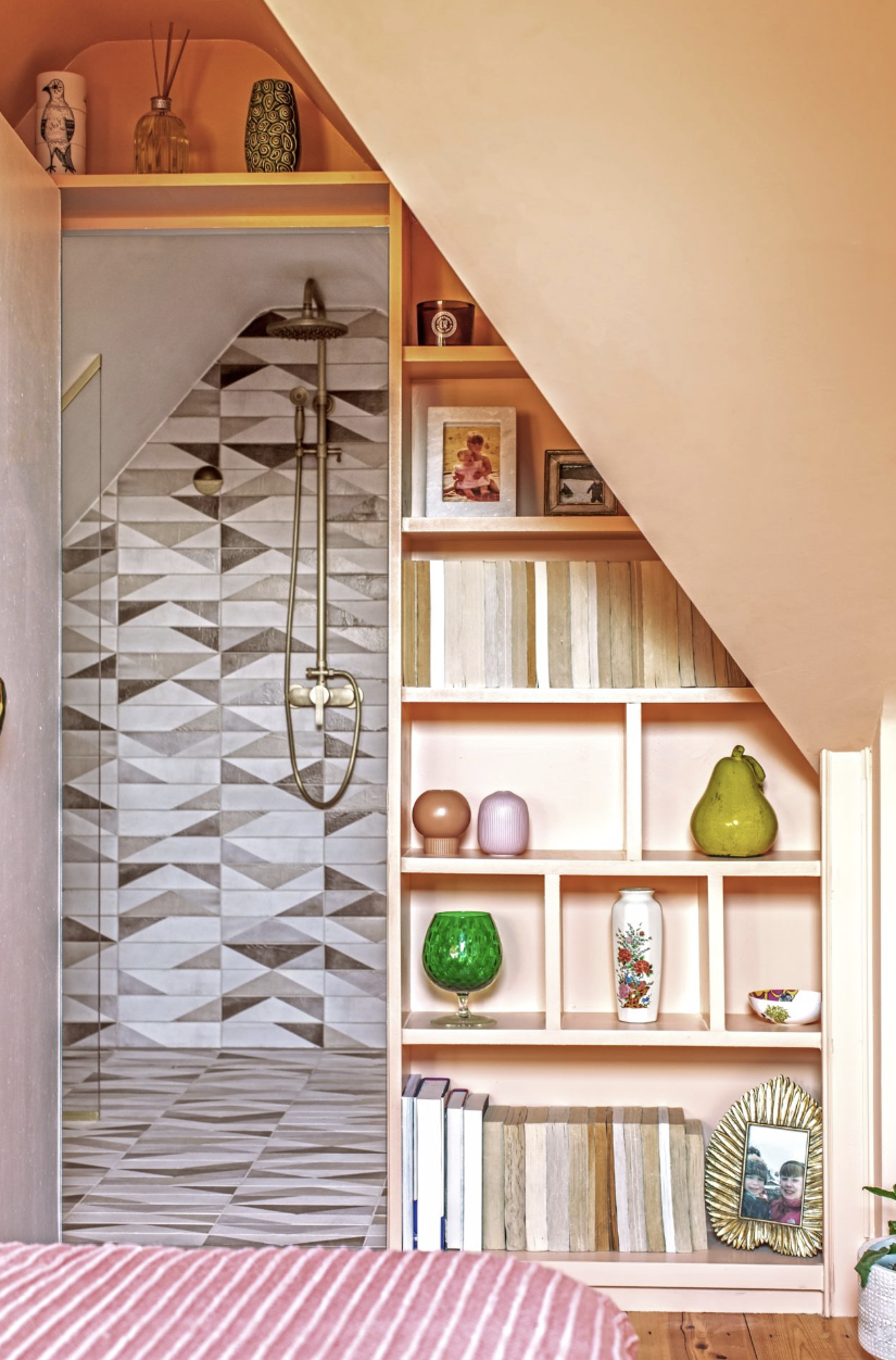 bathroom shelf ideas, en suite bathroom shower with a bookcase