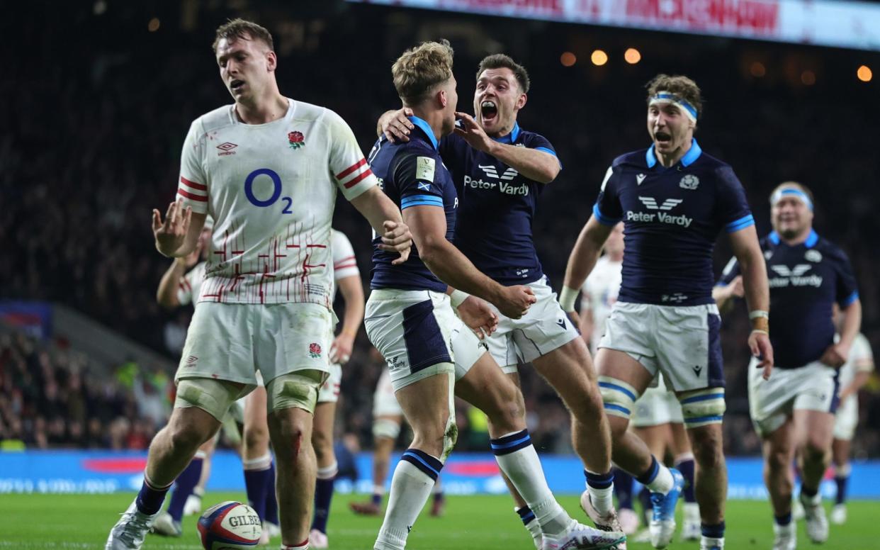  Duhan van der Merwe celebrates his try/Why was 'forward pass' for Scotland's winning try not spotted? - David Rogers/Getty Images