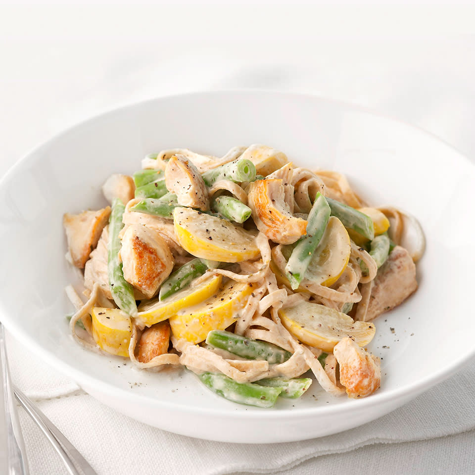 <p>This creamy and delicious summery twist on fettuccine alfredo is sure to become your new favorite pasta meal.</p>