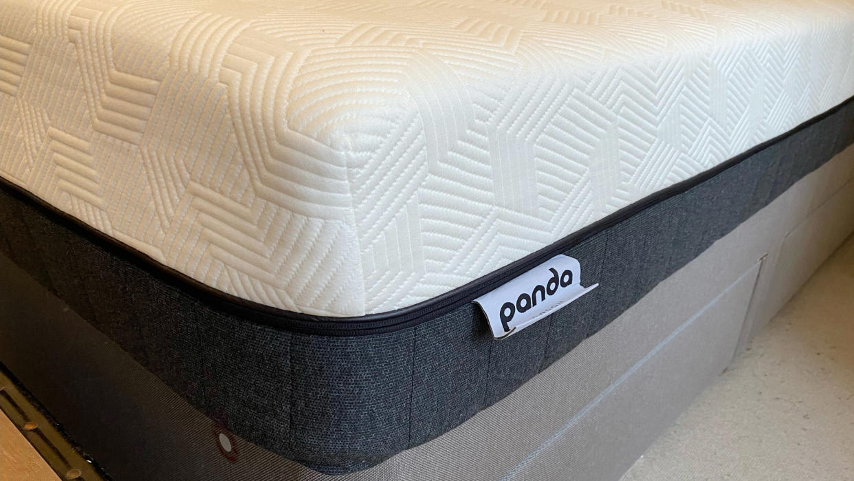  The sides of the Panda Hybrid Bamboo mattress. 
