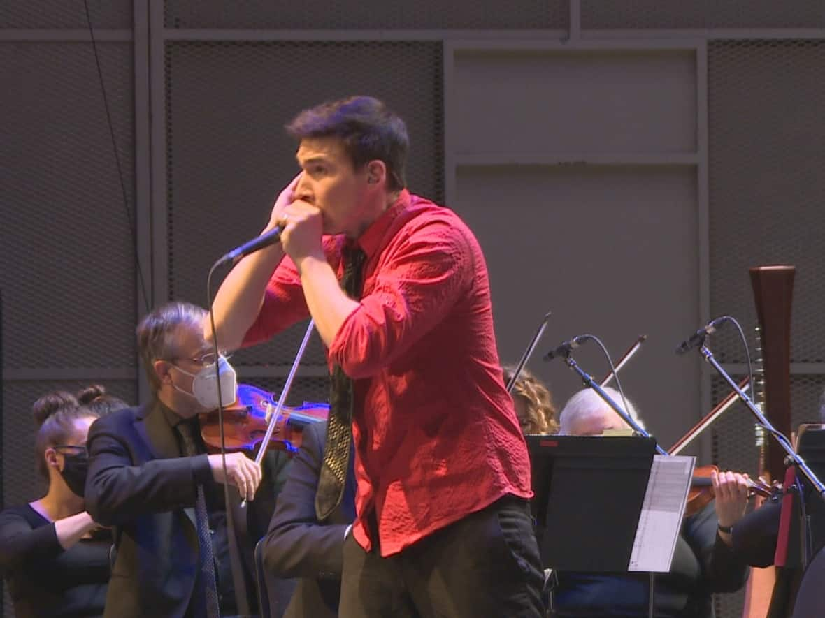 Nelson Tagoona, an artist who combines hip-hop beatboxing with Inuit throat singing, performed with the Regina Symphony Orchestra this Saturday. (Richard Agecoutay/CBC - image credit)