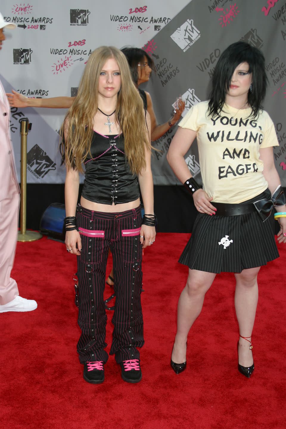 The 50 Craziest, Most Cringe-Worthy Outfits Celebrities Wore In The Early 2000s