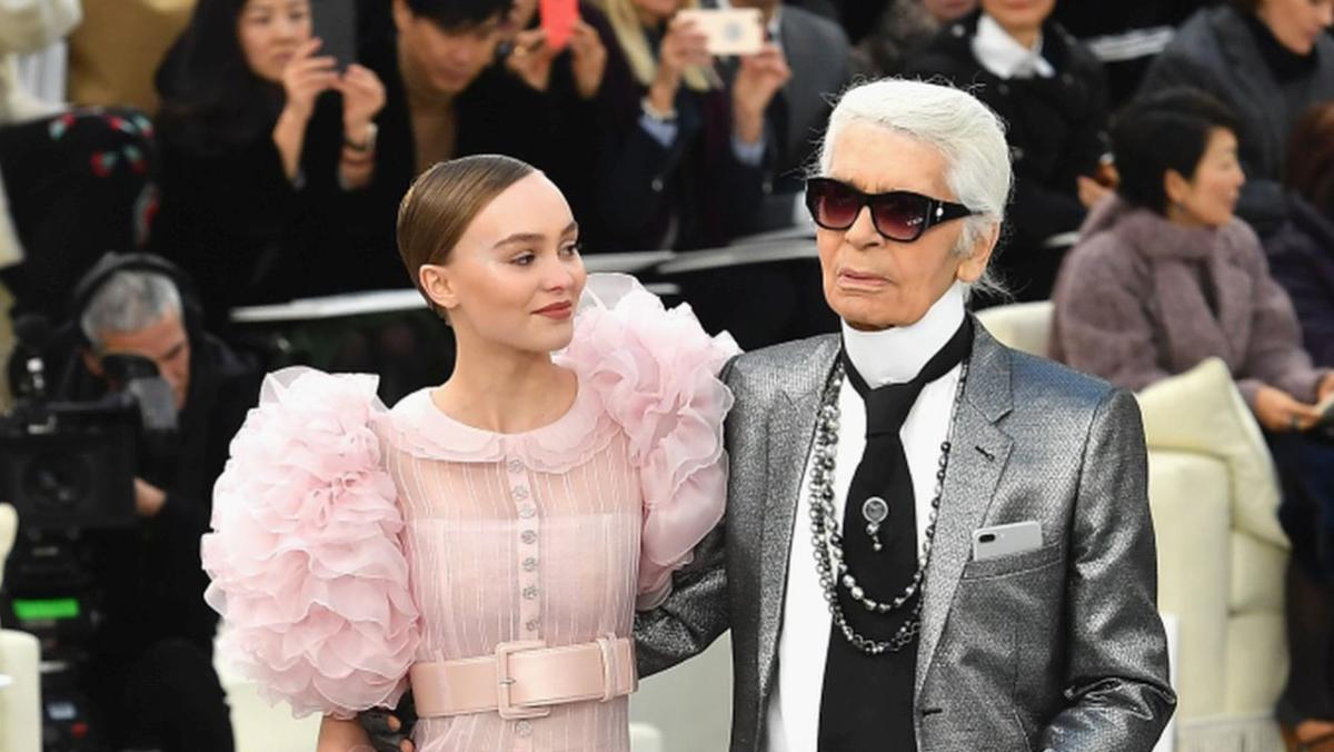 Lily-Rose Depp Is Karl Lagerfeld's Latest Chanel Show Bride -- See Her  Ethereal Gown!