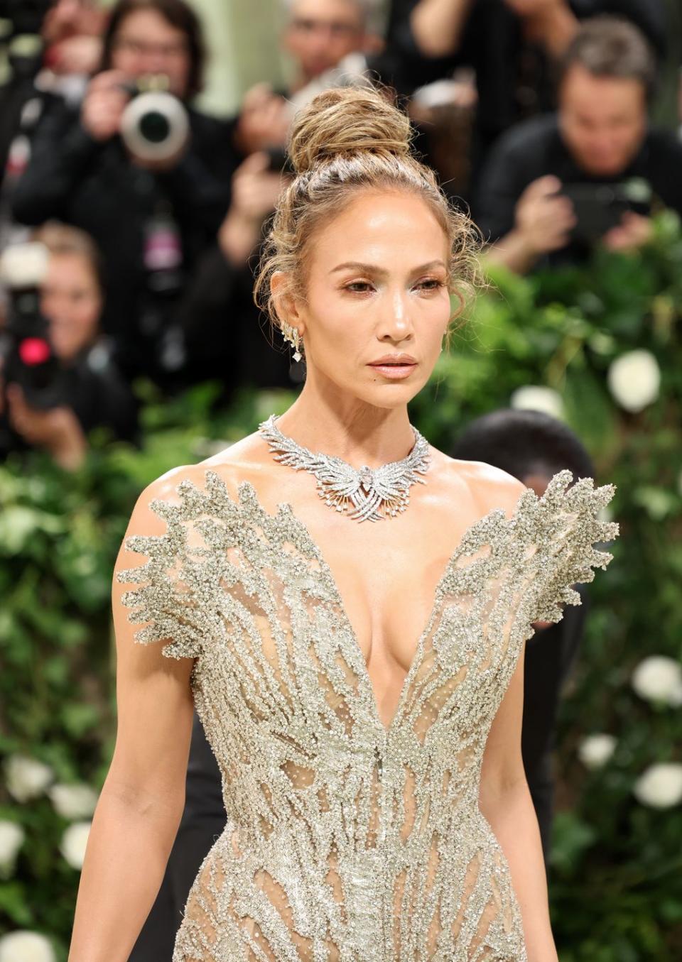 2024 met gala jennifer lopez