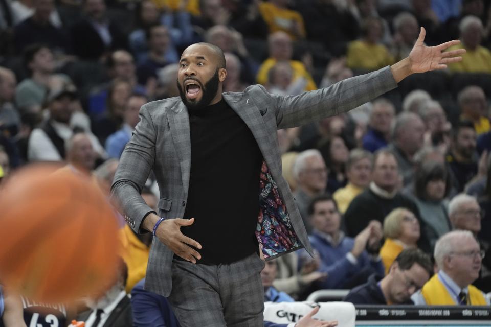 Villanova head coach Kyle Neptune reacts during the first half of an NCAA college basketball game Wednesday, Feb. 1, 2023, in Milwaukee. (AP Photo/Morry Gash)