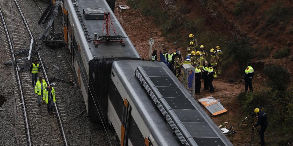 <p>Two train cars from a convoy of six went off the tracks at 6.15am near Vacarisses, around 45 kilometres northwest of Barcelona.</p>