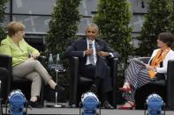 <p>Auch ein Besuch in Berlin stand für Obama dieses Jahr an. Beim Kirchentag 2017 war er der unumstrittene Star und traf auch die deutsche Bundeskanzlerin Angela Merkel, die zu Obamas Amtszeit als eine seiner wichtigsten Verbündeten galt. (Bild: ddp Images/Pacific Press) </p>