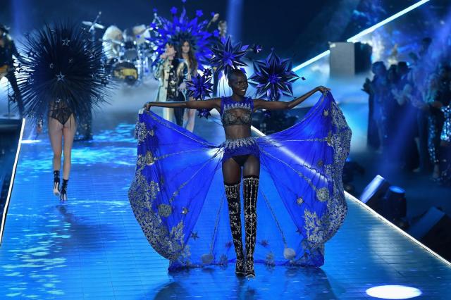 25+ Craziest Angel Wings From Victoria's Secret Fashion Show 2018