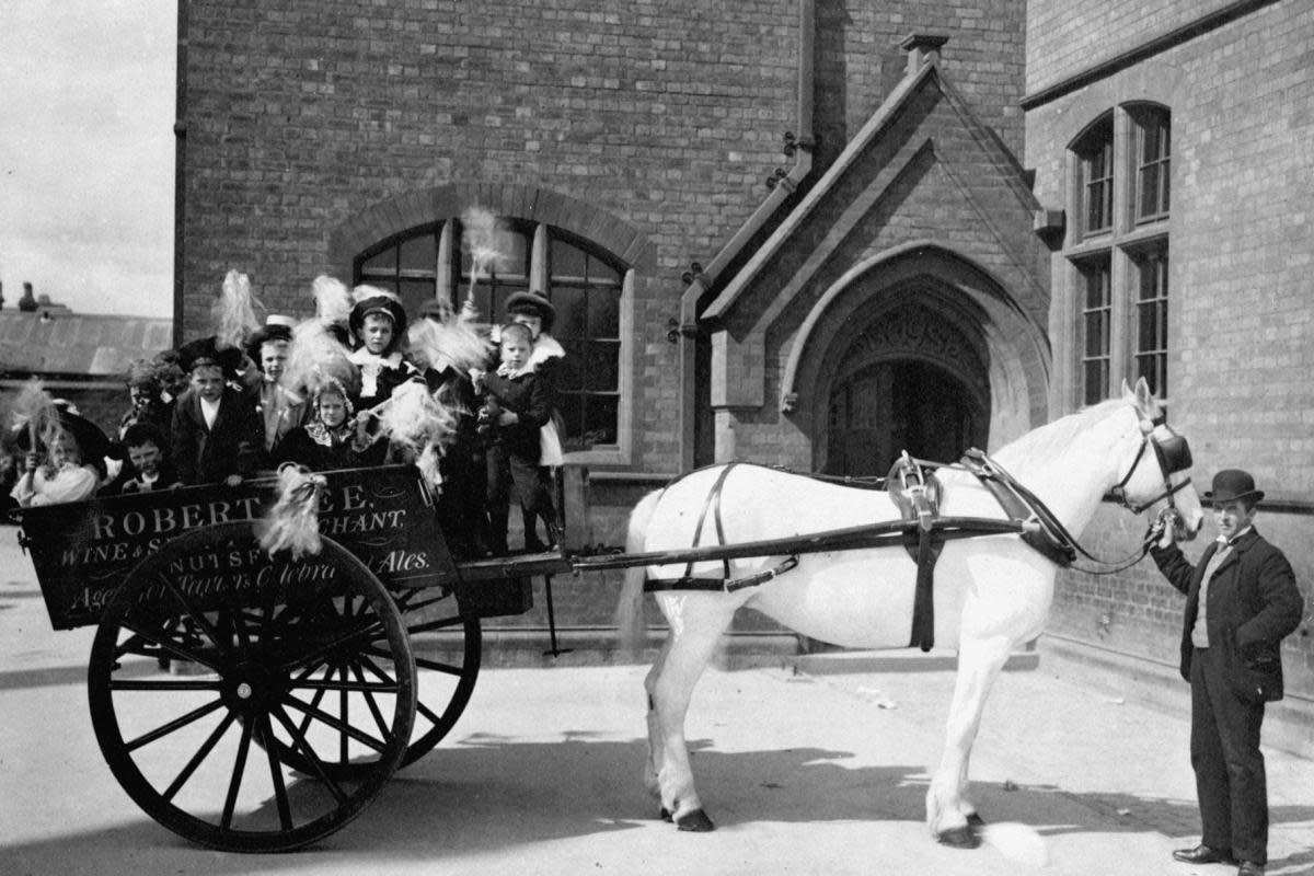 Knutsford preparing for May Day 1902 <i>(Image: Rose Hurley)</i>