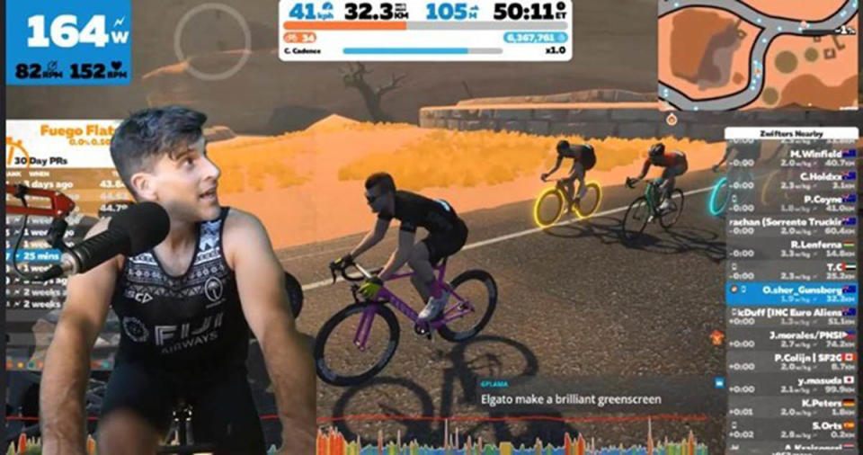 Osher Günsberg participating in a virtual cycling event. Photo: Instagram/osher_gunsberg.