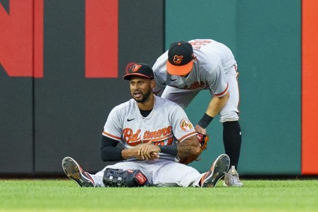 Colton Cowser's throw, hit help lift surging Orioles over Phillies - ABC  News