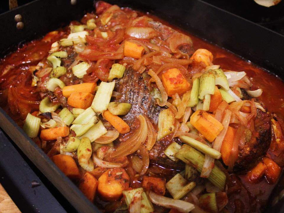 ina garten brisket vegetables in tomato sauce