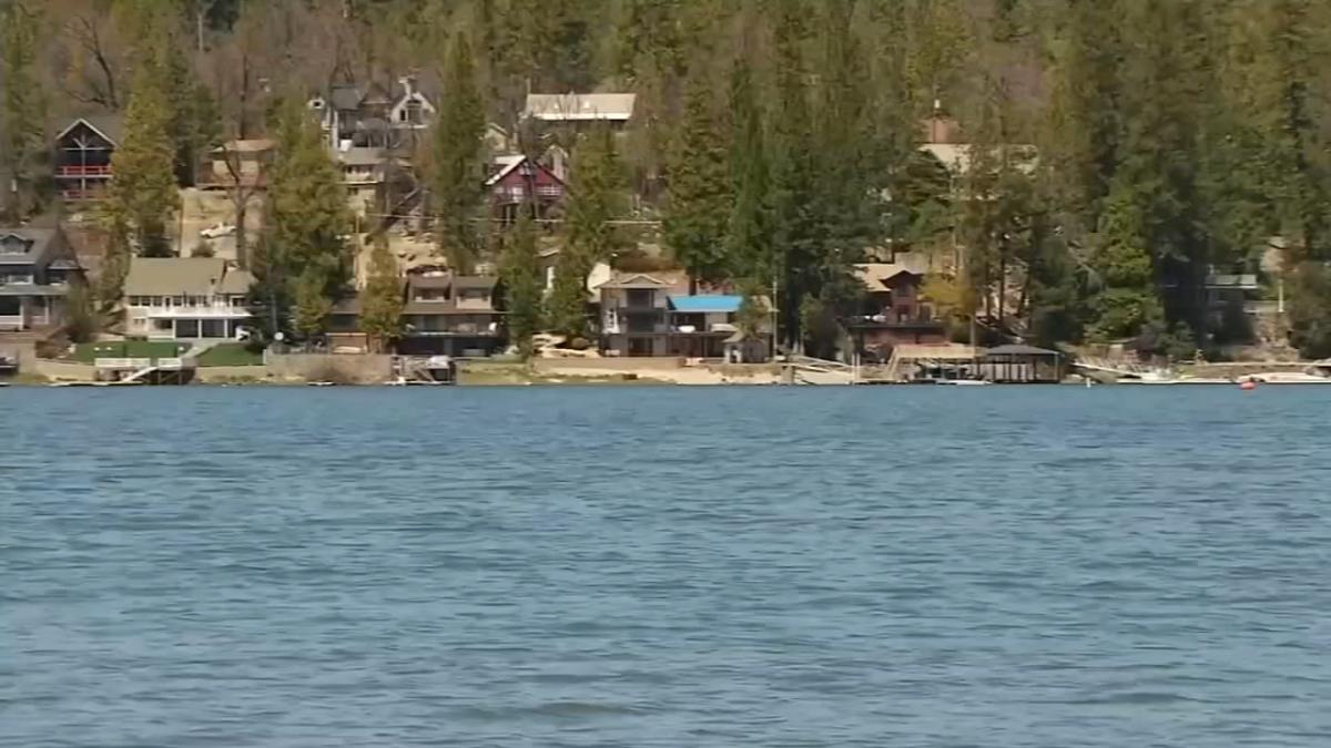 Man drowns while trying to get drifting boat at Bass Lake