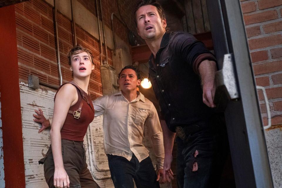 from left kate daisy edgar jones, javi anthony ramos, and tyler glen powell, in twisters directed by lee isaac chung