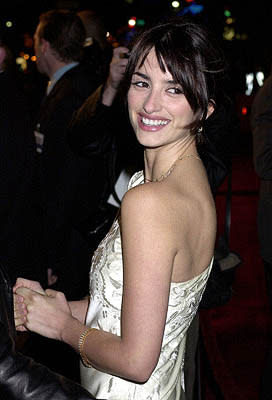 Penelope Cruz at the Hollywood premiere of Vanilla Sky