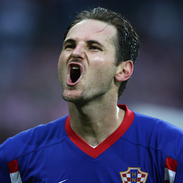 Nom: Josip Šimunić<br>Poste: Défenseur<br>Date de naissance (Âge): 18/02/1978 (34)<br>Club: Dinamo Zagreb (Croatie CRO)<br>Taille: 195cm<br>Poids: 89kg