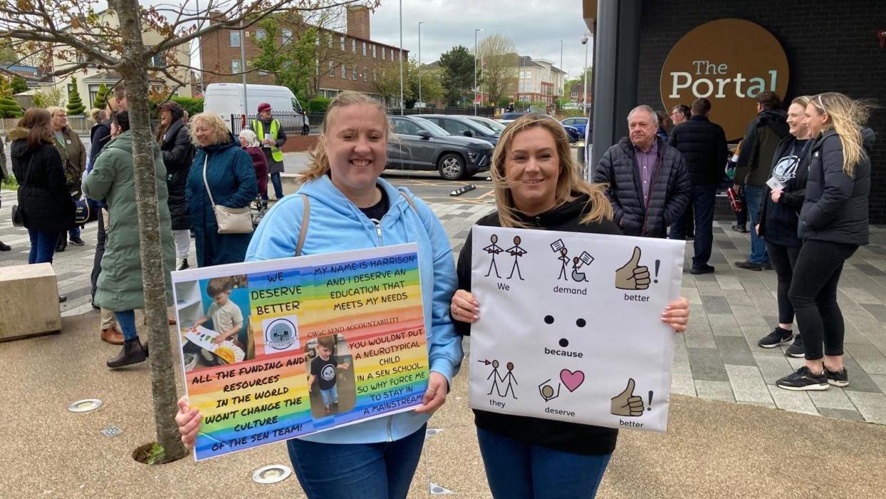 Victoria Hallworth and Laura Stimpson at the protest