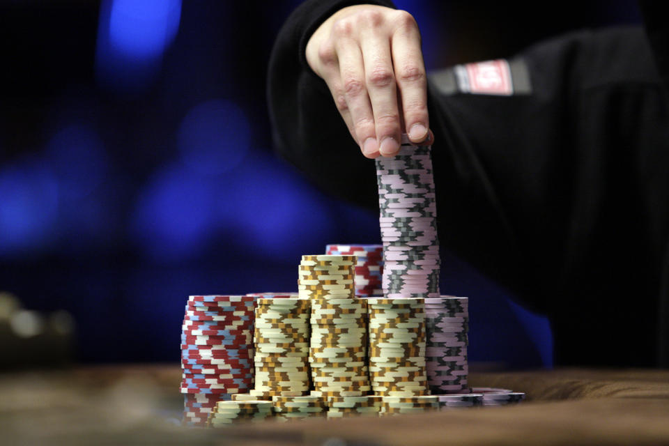 A high-stakes hand is drawing plenty of criticism and debate in the poker world. (Reuters/Las Vegas Sun/Steve Marcus)