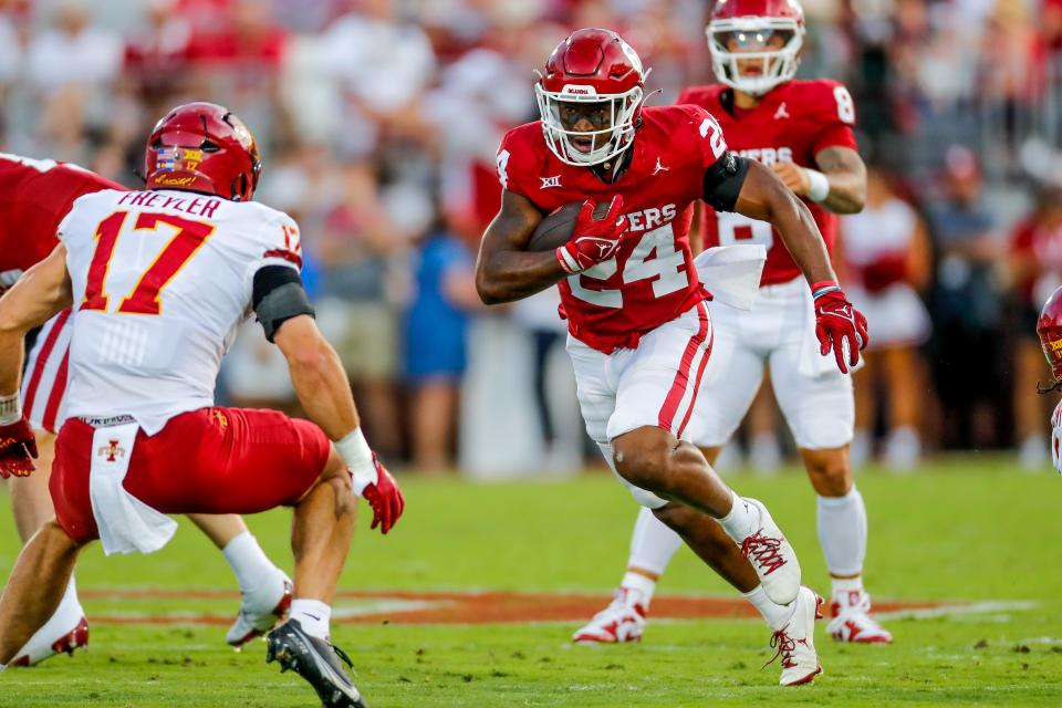 Oklahoma’s Marcus Major (24) runs the ball in the first quarter during an NCAA football game between University of Oklahoma (OU) and Iowa State at the Gaylord Family Oklahoma Memorial Stadium in Norman, Okla., on Saturday, Sept. 30, 2023.