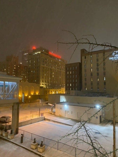 Downtown Memphis scene.