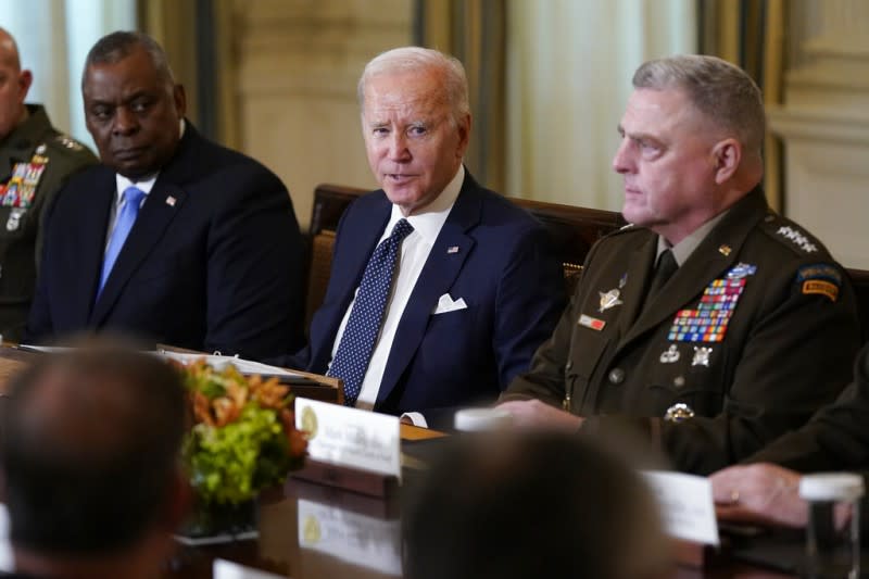 2022年10月26日，美國總統拜登、國防部長奧斯丁、美軍參謀首長聯席會議主席米利上將在白宮召開記者會。（美聯社）