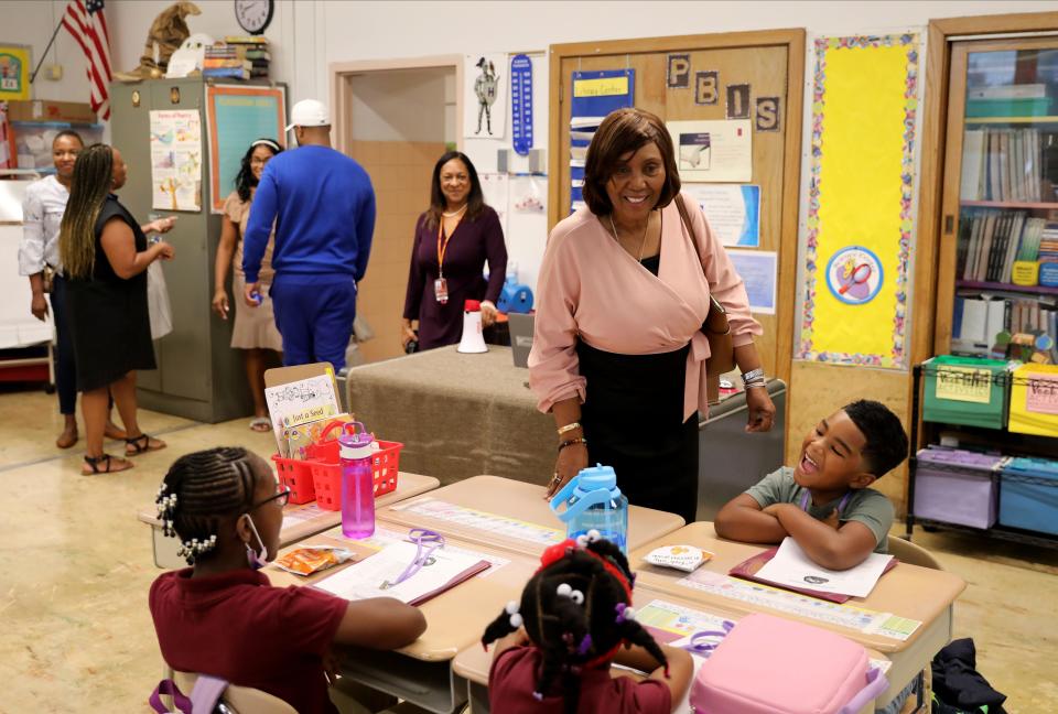 Mount Vernon Schools Superintendent Waveline Bennett-Conroy greets students in Nadine Shields-Alcalde's 2nd grade class at the Mount Vernon Honor Academy, on the first day of school, Sept. 7, 2022