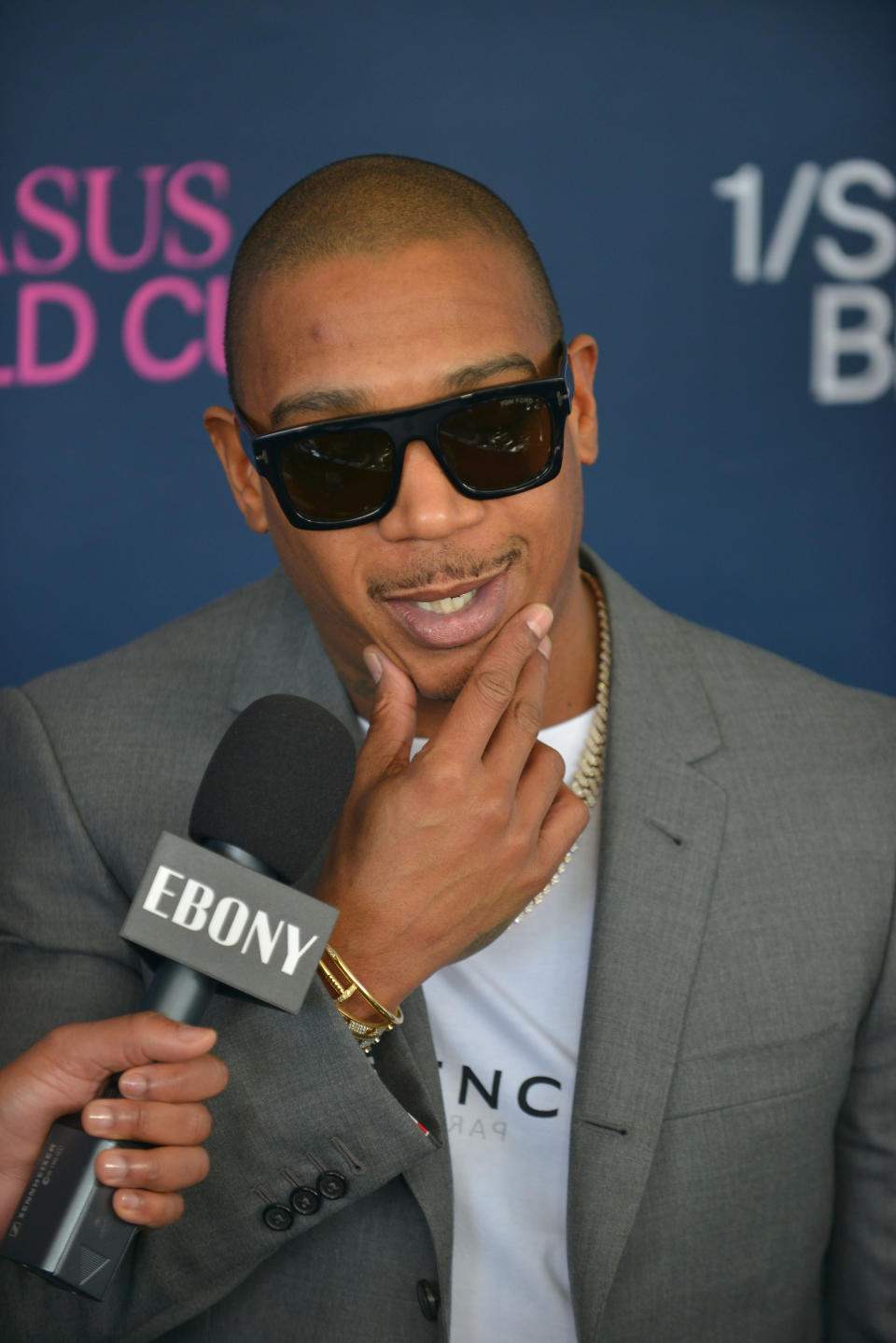 Ja Rule being interviewed