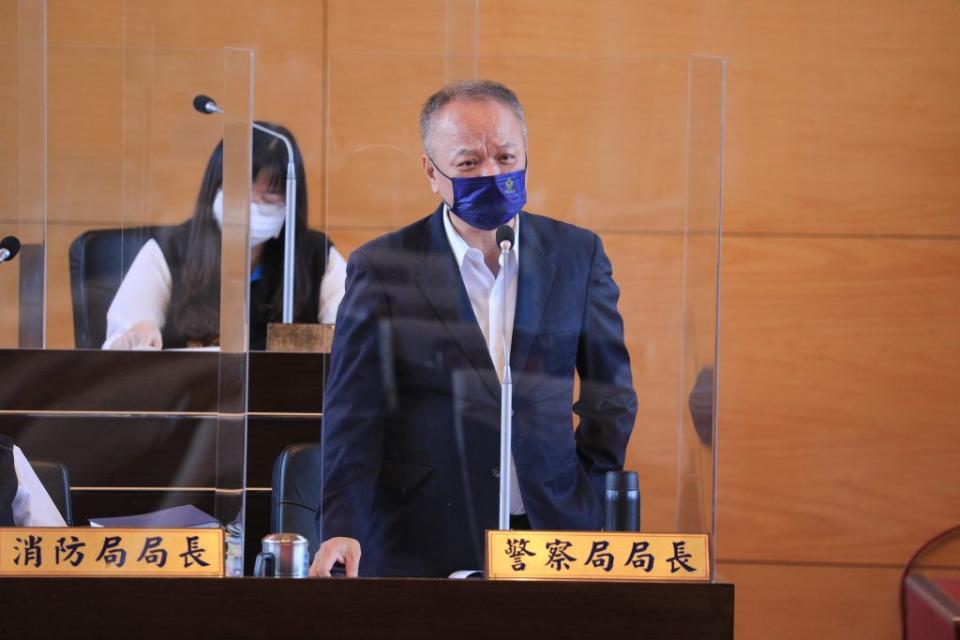 警察局長蔡蒼柏說，台中市每十萬人口「暴力犯罪發生數」、「全般竊盜發生數」、「詐欺犯罪發生數」、「犯罪發生指標」等多項指標六都最低。（記者徐義雄攝）