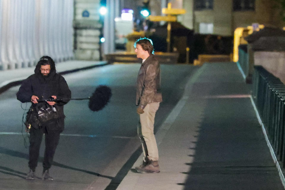 Tom Cruise sur le pont de Bir-Hakeim à Paris ce jeudi 25 avril