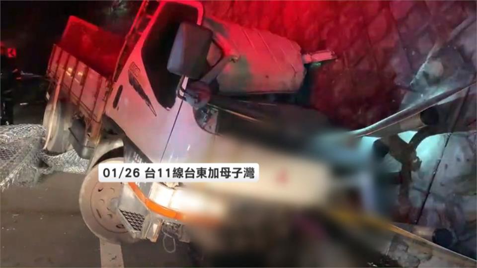 台11線貨車對撞廂型車 駕駛拋飛送醫不治