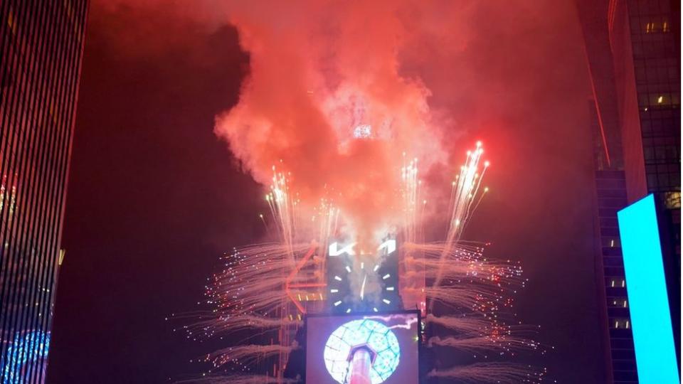 La fiesta para celebrar la llegada de 2023 en Times Square en Nueva York.