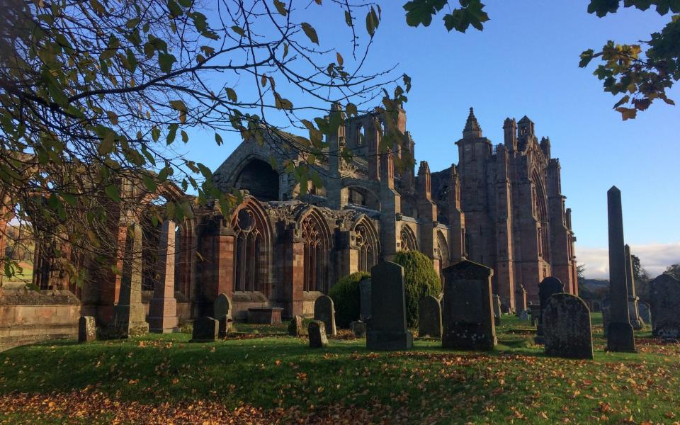 melrose abbey high street shopping - Erica Lennie/BBC