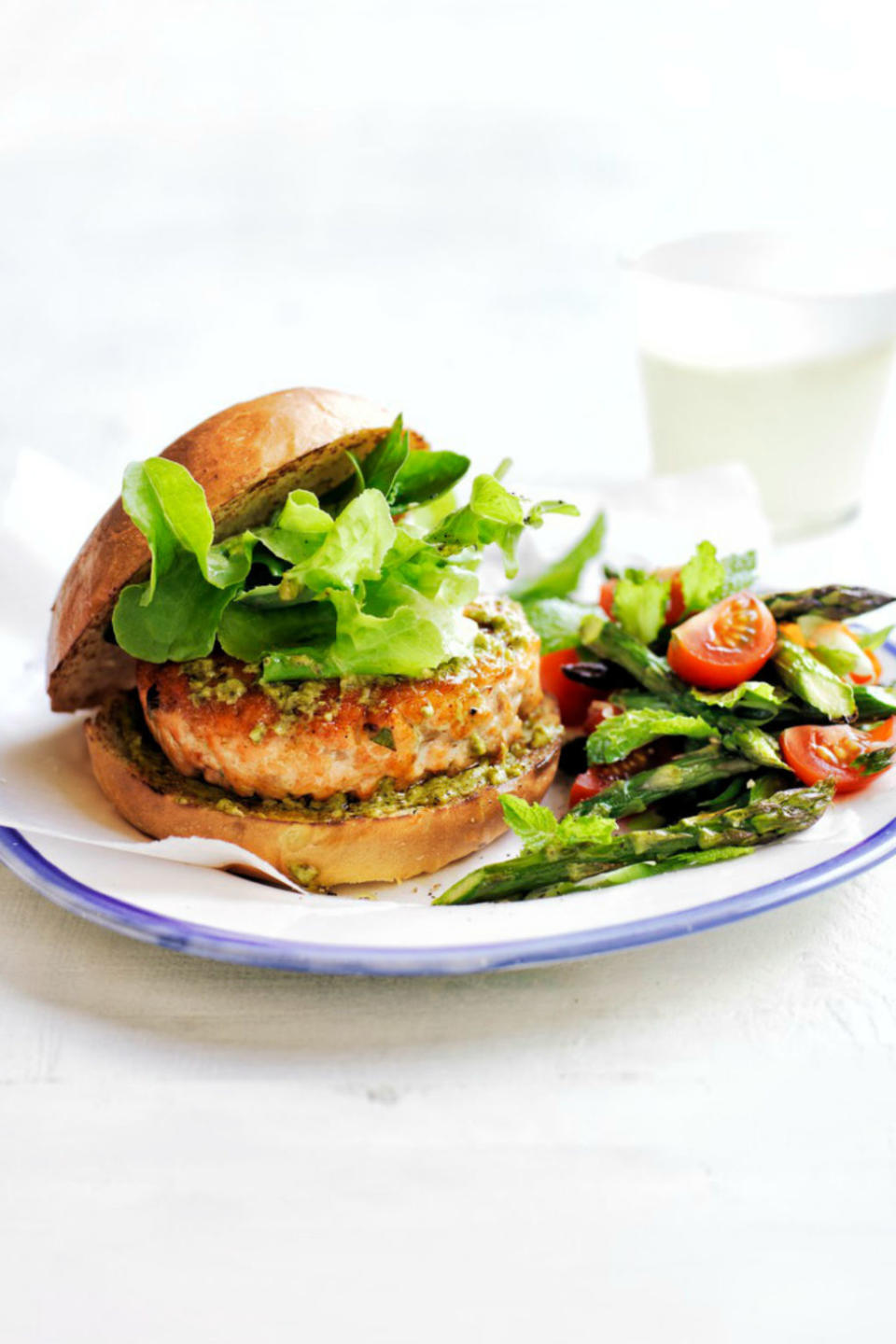 Pesto Salmon Burgers with Tomato and Asparagus Salad