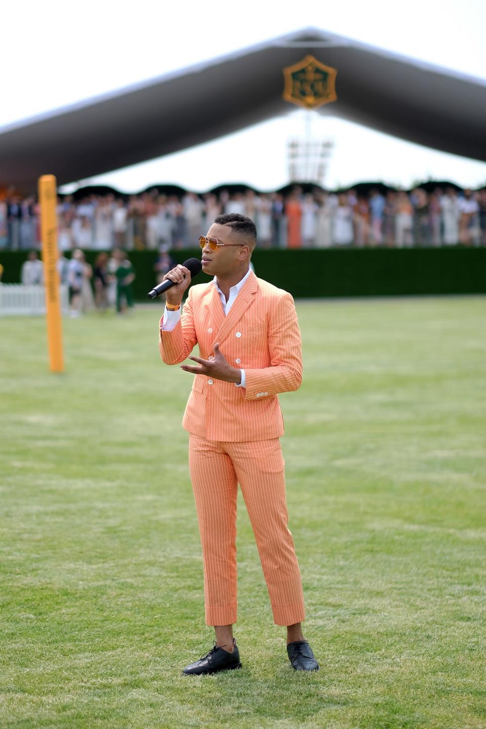 <h1 class="title">Ryan Jamaal Swain performing the National Anthem</h1><cite class="credit">Photo: Getty Images</cite>