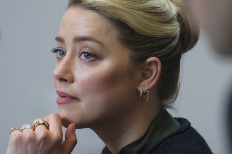 La actriz Amber Heard fue declarada culpable en el juicio contra Johnny Depp