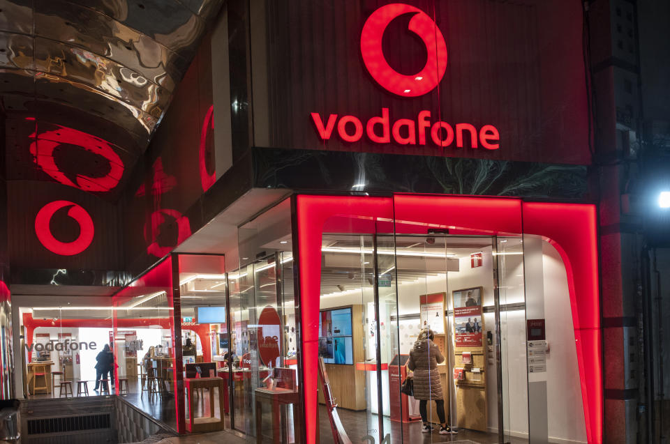 SPAIN - 2020/01/15: British multinational telecommunications corporation and phone operator, Vodafone, store seen in Spain. (Photo by Budrul Chukrut/SOPA Images/LightRocket via Getty Images)