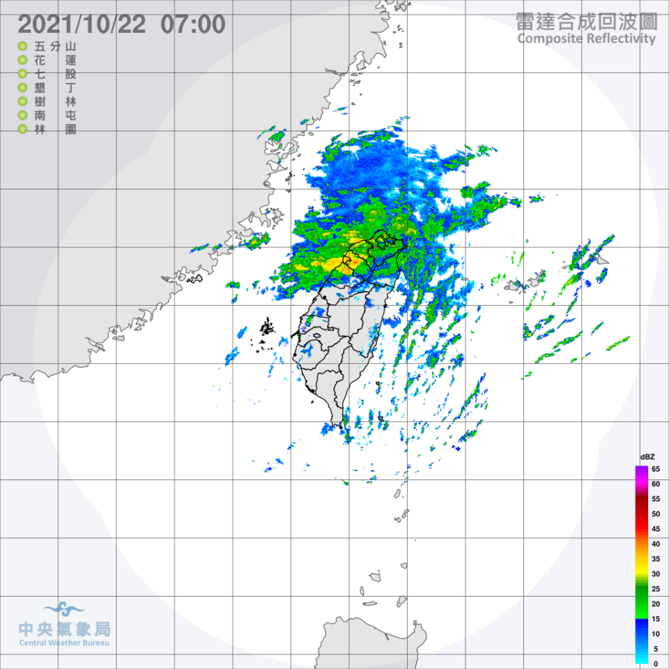 東北季風影響，北台灣濕冷連三天。（氣象局提供）