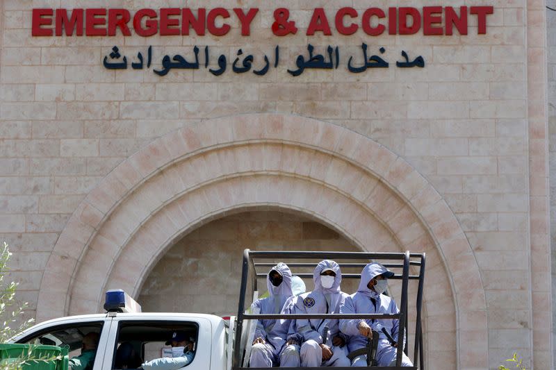 Gaza man dies of coronavirus as enclave clamps down on outbreak