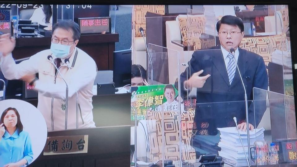 台南市選戰，謝龍介、黃偉哲針對居住正義問題隔空交火。(本報資料照)