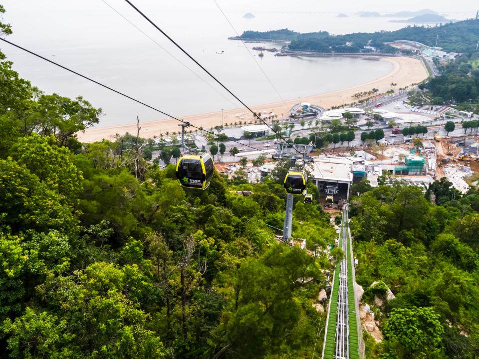 珠海旅遊｜石景山觀光索道套票優惠！最平人均$70.1起纜車登頂俯瞰珠海全貌、日落飛車刺激落山｜Yahoo購物節