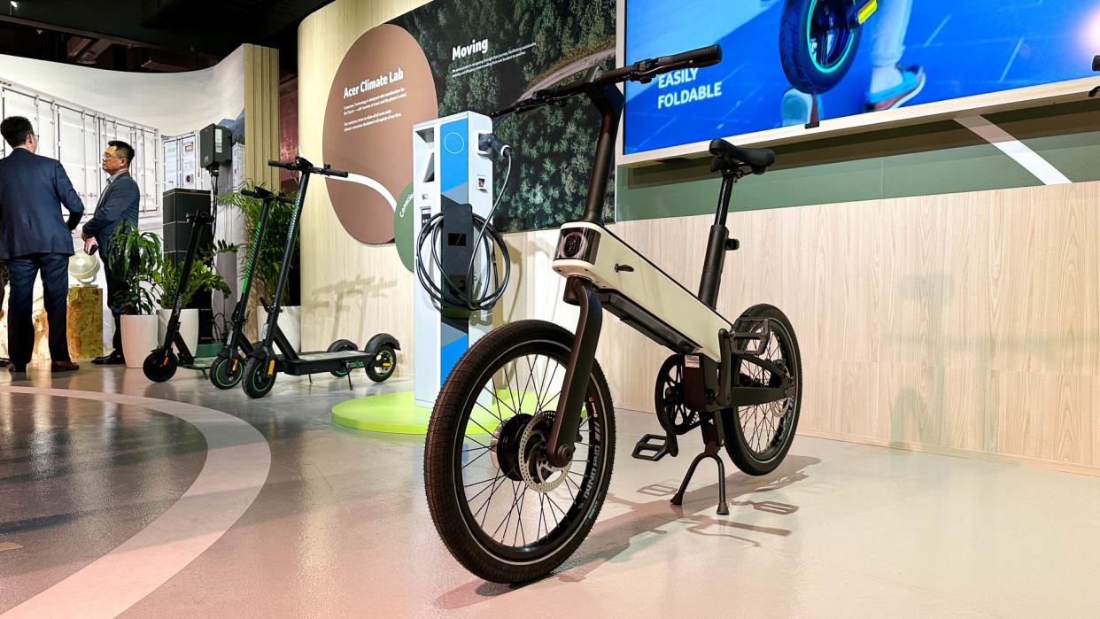  Acer Ebii e-bike. 