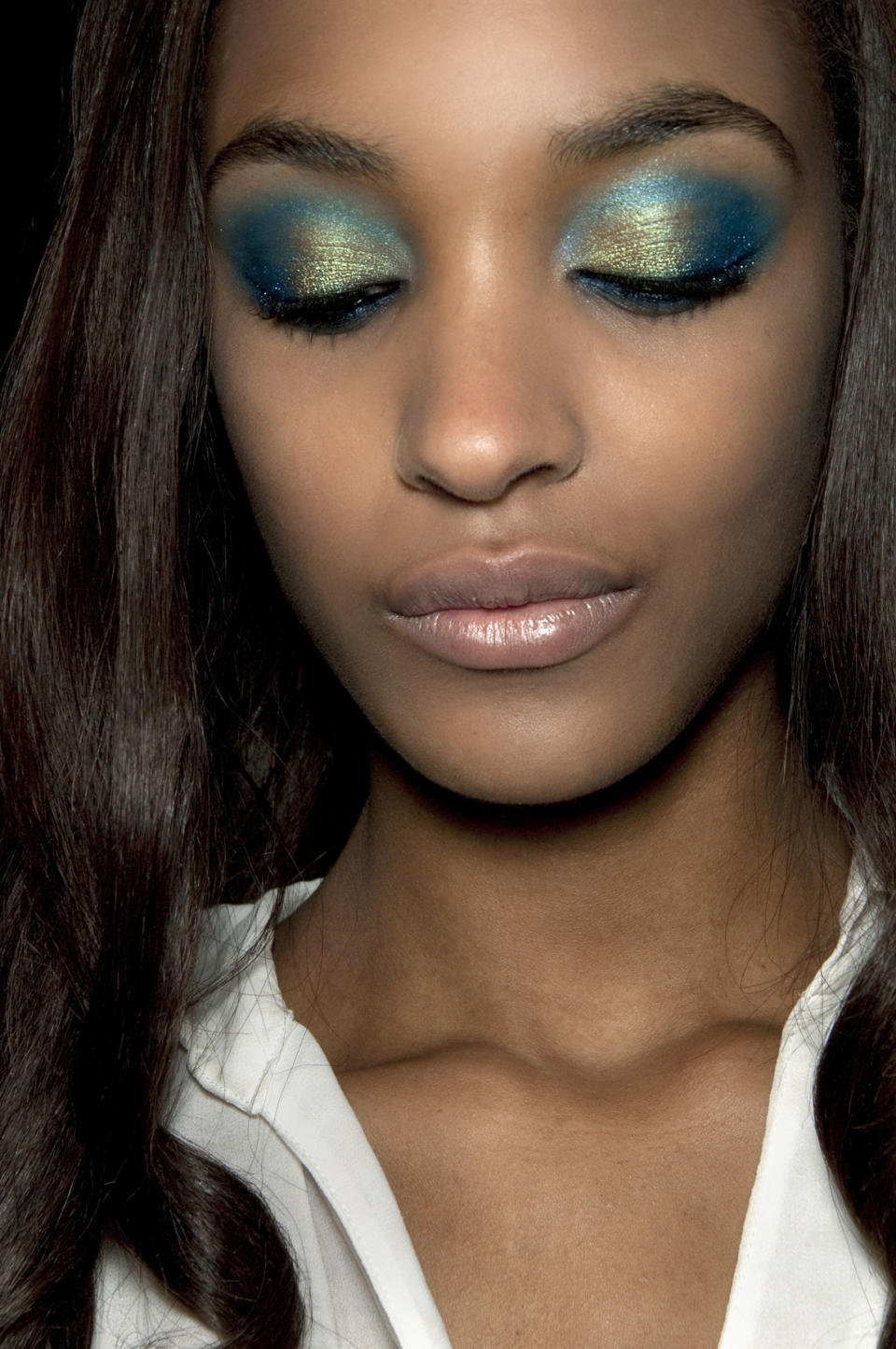 Colorful Eye Shadow in the Daytime