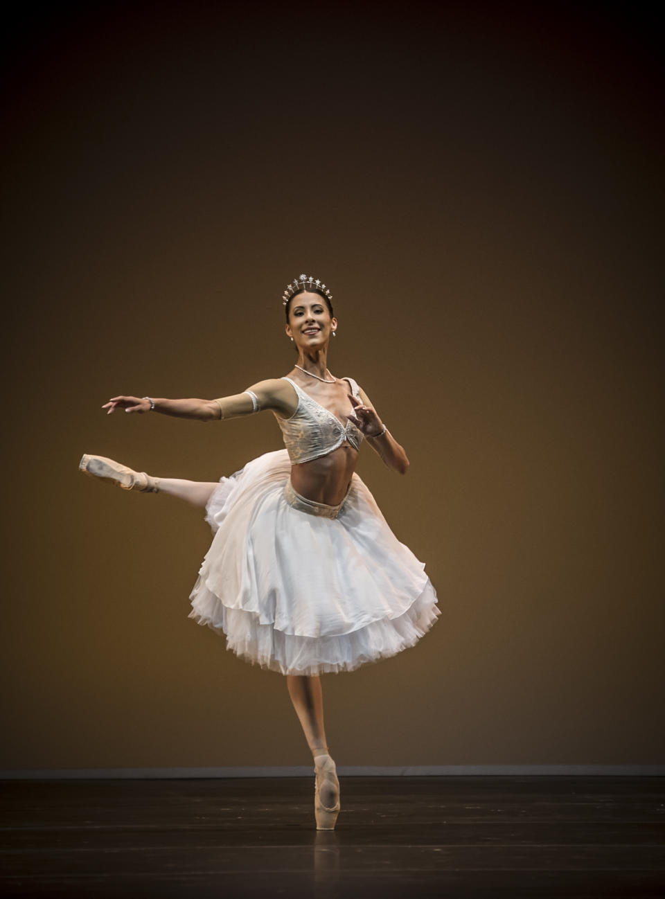 Tiene el título de maestra de Ballet (2001-2003), otorgado por el Ministerio de Cultura de la República Federal de Alemania, y por John Cranko Schule. / Foto: Carlos Quesada