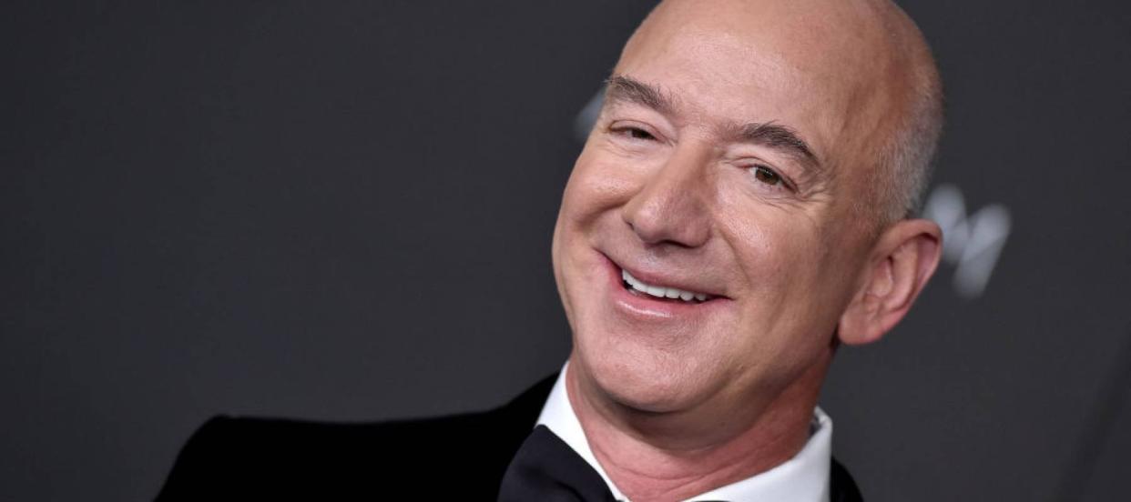 Jeff Bezos reportedly told his team to attack small publishers like a ‘cheetah would pursue a sickly gazelle’ in Amazon’s early days — 3 ruthless strategies he’s used to build his empire